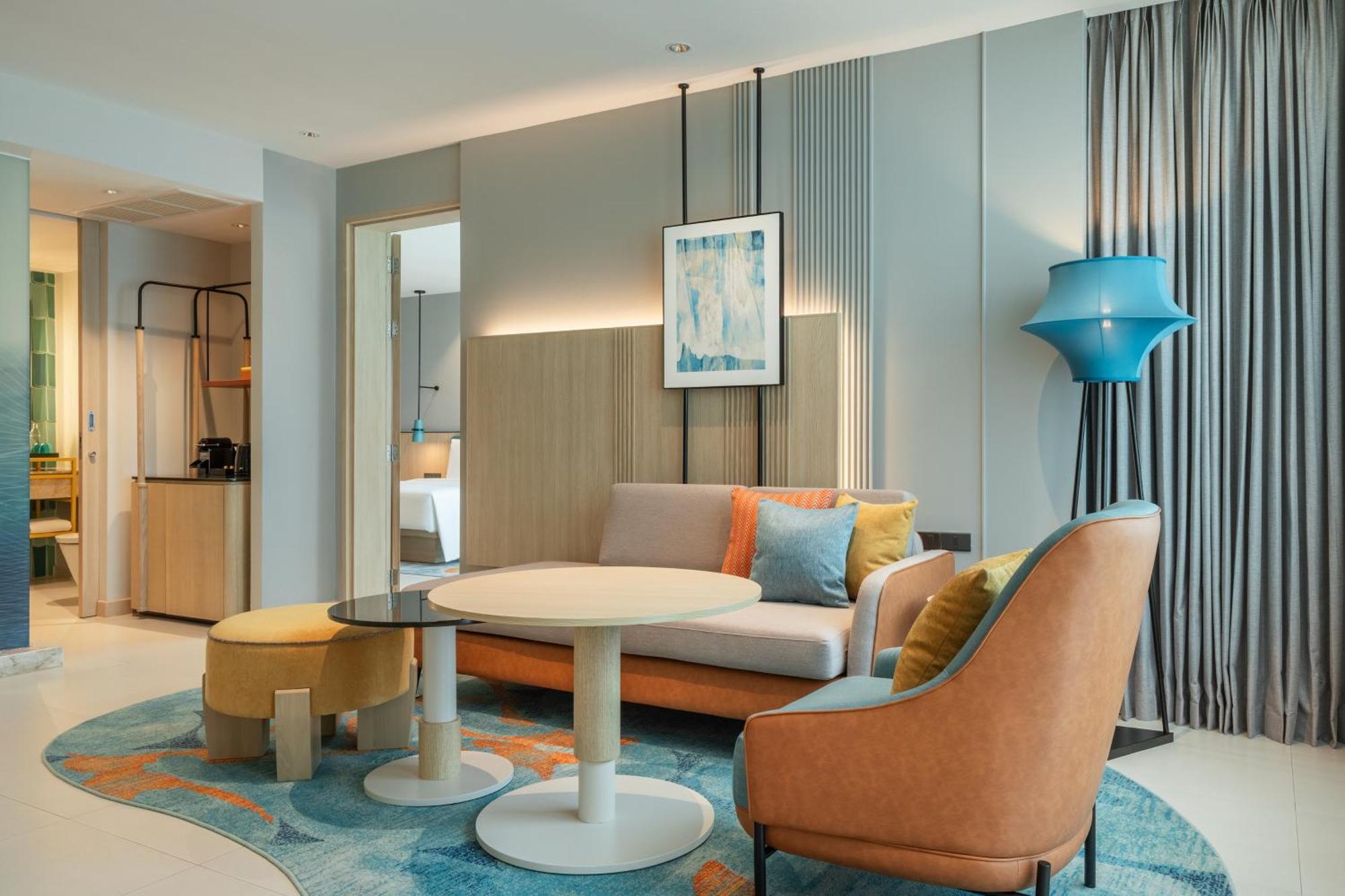 By Ihg 5*