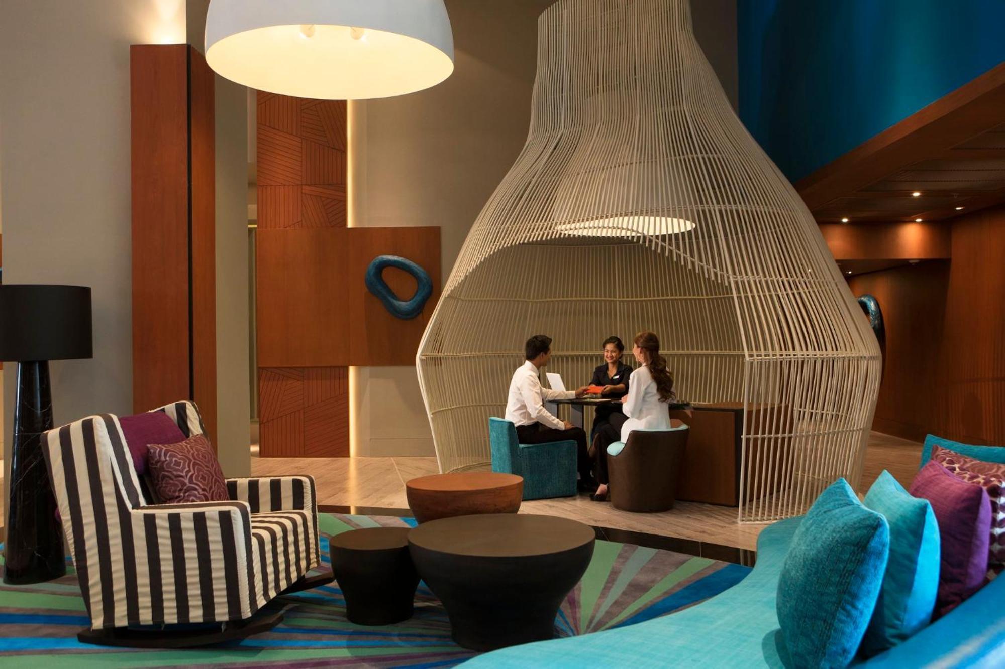 By Ihg Hotel 5*